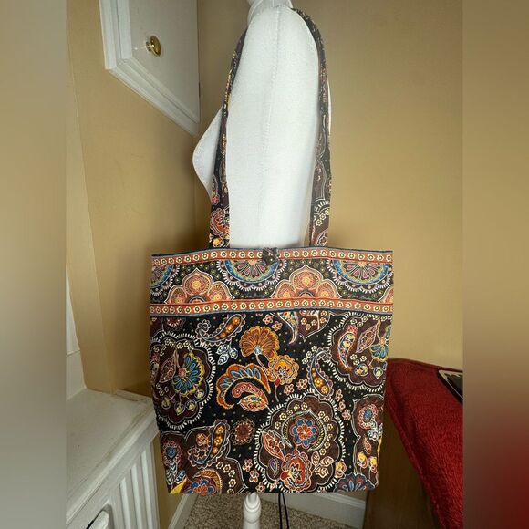 Authentic Vera Bradley Premium Cotton Floral  Paisley Shoulder Bag  Multicolor - Picture 4 of 12